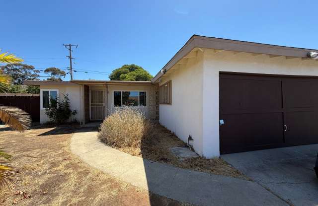 3 Bedroom 2 Bathroom House for Rent - 3675 Budd Street, San Diego, CA 92111