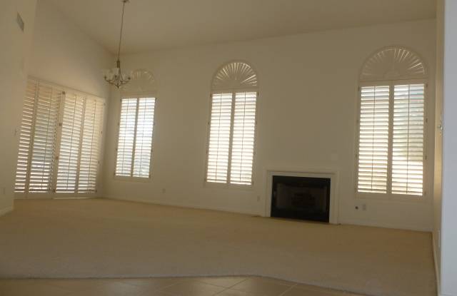 9442 N 114th Way Gallery 3