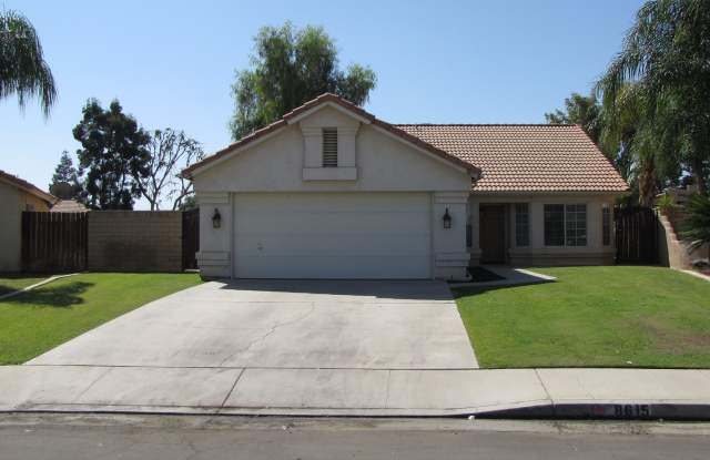 Riverlakes Home with Pool!!! - 8615 Blue Heron Drive, Bakersfield, CA 93312 Riverlakes Home with Pool!!! - 8615 Blue Heron Drive, Bakersfield, CA 93312