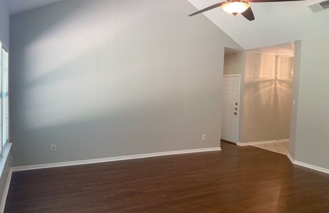 8001 Willet Trail Gallery 3