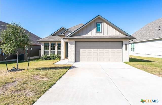 805 Stockdale Road photos photos