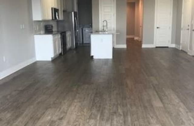 251 S Mill St - 251 S Mill St, Lewisville, TX 75057