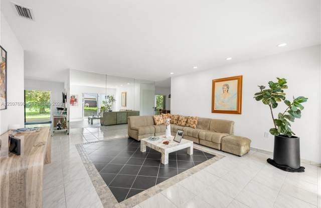 12505 Southwest 22nd Terrace Gallery 2