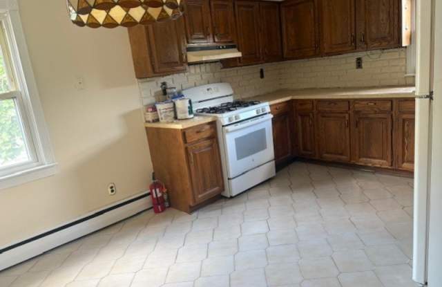 96 S Main St photos photos