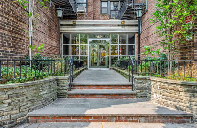 54 East 8th Street Gallery 3