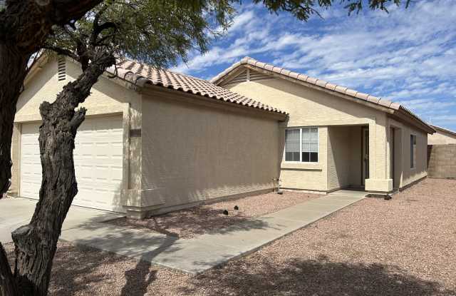 12232 W Windrose Dr Gallery 2