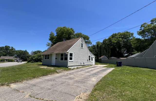 18 Lynwood Drive Gallery 2