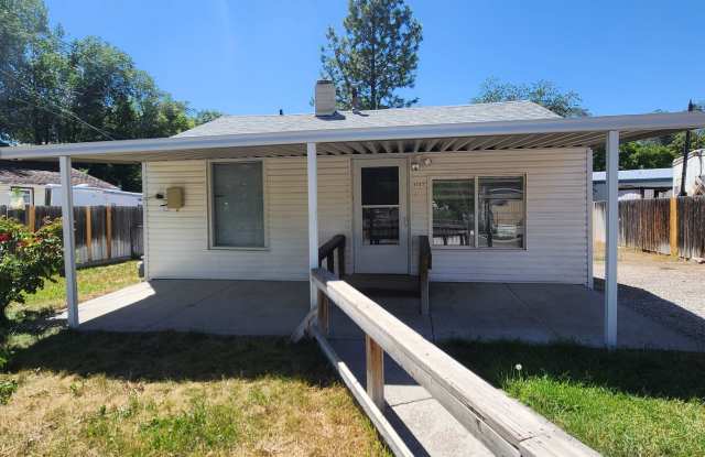 Opal St. Cottage bordering Constitution Park photos photos