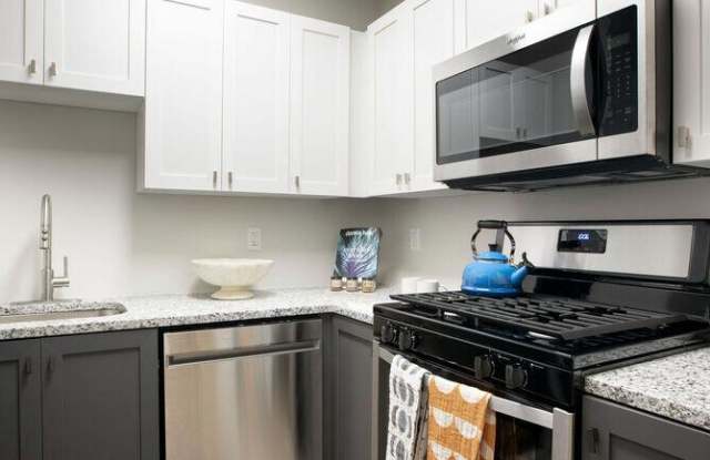 73 Saint Alphonsus St. Gallery 3