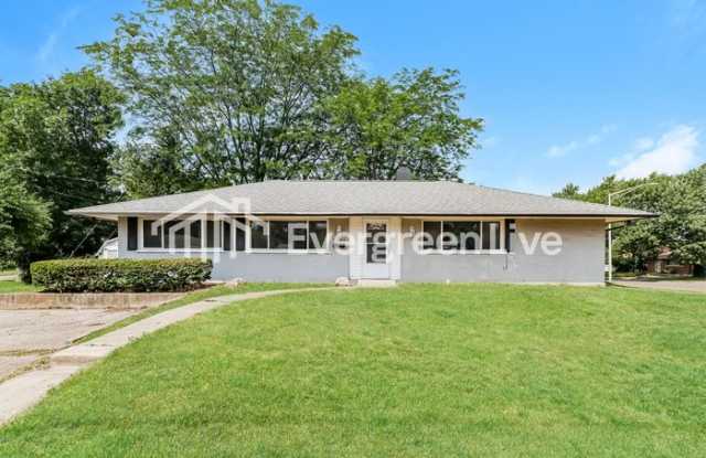 5585 Brandt Pike Gallery 1