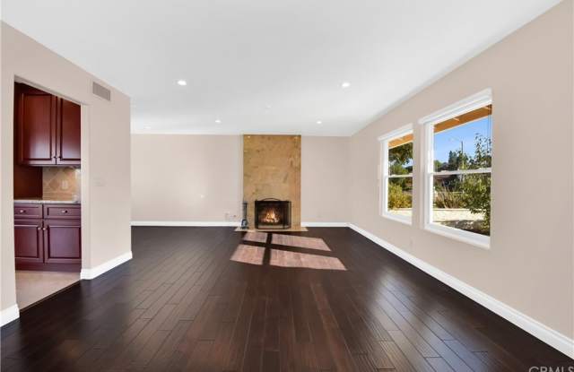 5705 Mistridge Drive Gallery 4