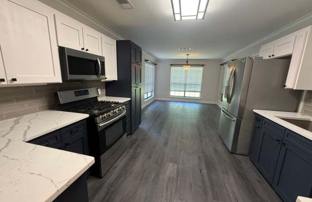 Remodeled 3 Bedroom Home in Keithville Gallery 4