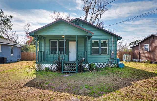 250 Vernis Ave - 250 Vernis Avenue, Jacksonville, FL 32218