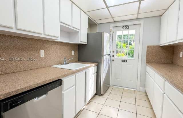 7847 Miller Dr Gallery 4