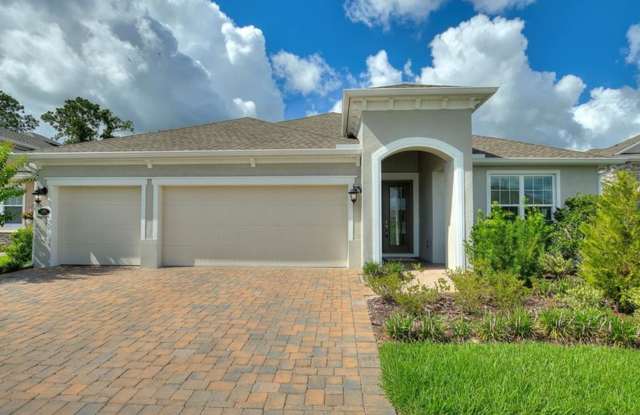 Modern Comfort  Convenience: 3BR Home with Stunning Views  Amenities! - 1050 Victoria Hills Drive South, DeLand, FL 32724