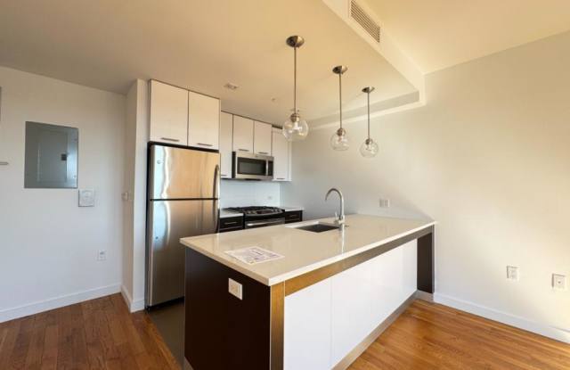 123 Parkside Avenue Gallery 2