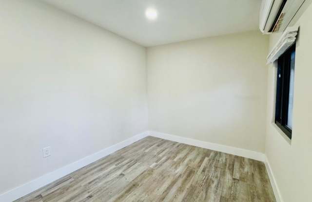 7943 Northwest 6th Avenue - 3 Gallery 3