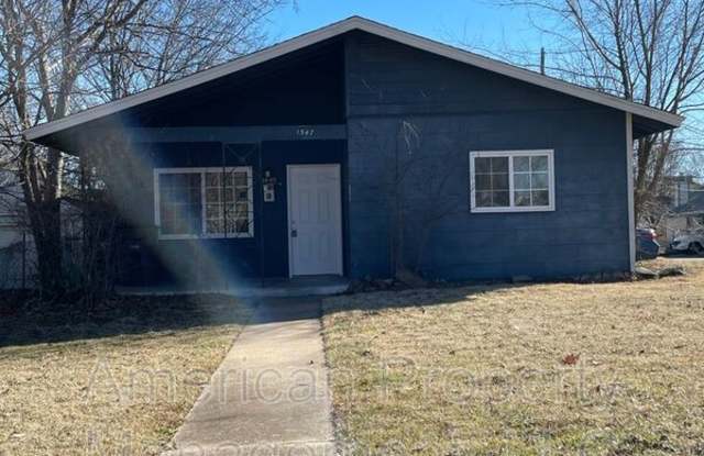 1547 S Knoxville Ave photos photos