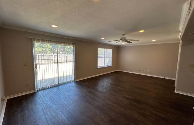 2507 Pascal Ct Gallery 3