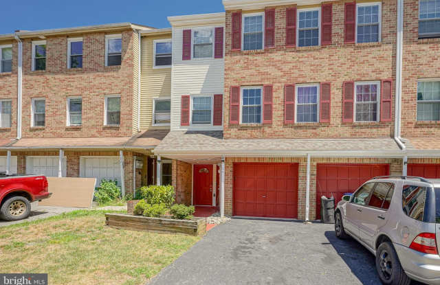 104 CHAUCER Road unit: #A photos photos