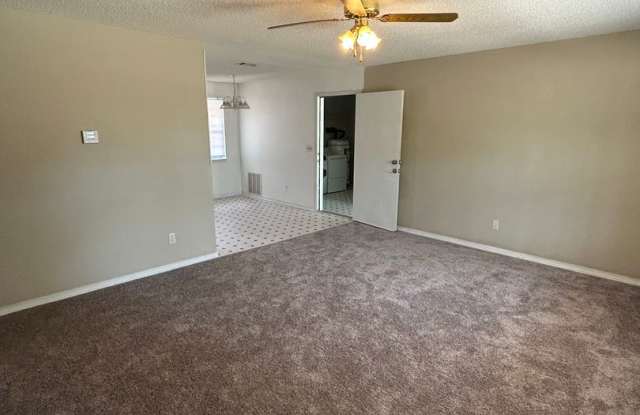 3 Bedroom plus Bonus Room Home on 1 Acre Private Lot - No HOA photos photos