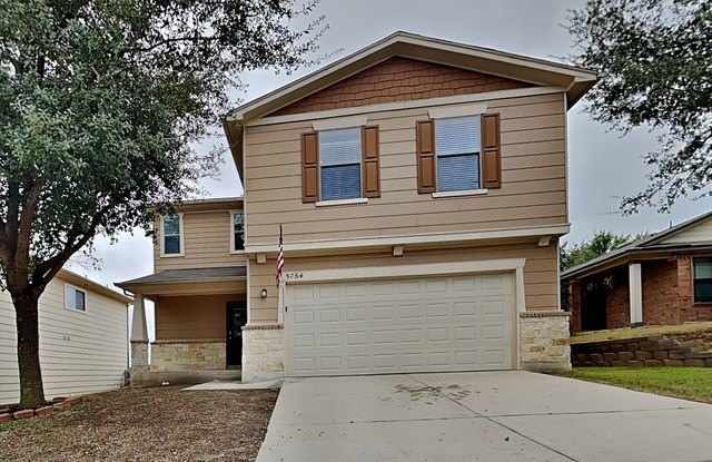 5764 Maxfli - 5764 Maxfli Drive, Schertz, TX 78108