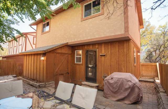 451 Mountain Shadow Drive Gallery 4