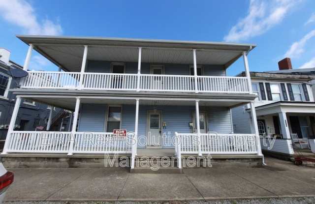 110-112 East Walnut St photos photos