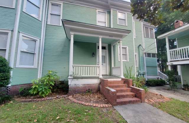 2 Bedroom, 2 Bathroom Victorian style Midtown Home With Two Balconies! photos photos