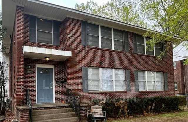 2717 Fairfield Ave photos photos