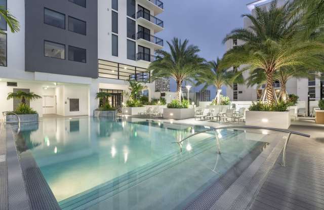 Maizon Brickell photos photos
