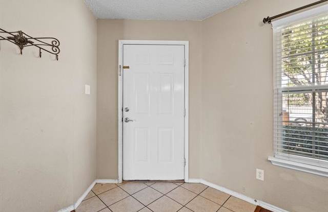 2413 Havenshire Drive Gallery 3