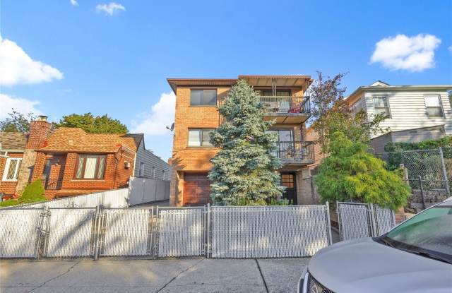 85-87 67th Avenue photos photos