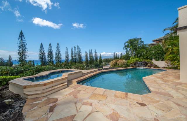 Luxury 3BR Kapalua Estate | Solar-Powered with Pool, Spa & Ocean Views Gallery 4