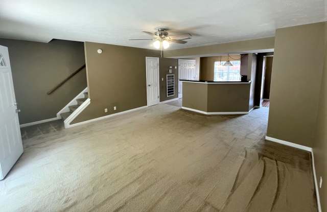 3 Bedroom Townhome in Barfield Commons Gallery 3