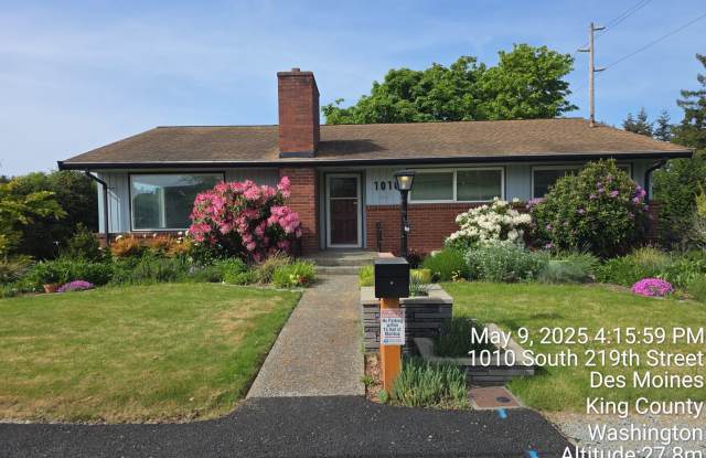 Heart of DesMoines large home for rent -5 bedroom 3 bathroom. Ready for move in June 1st, 2025 photos photos