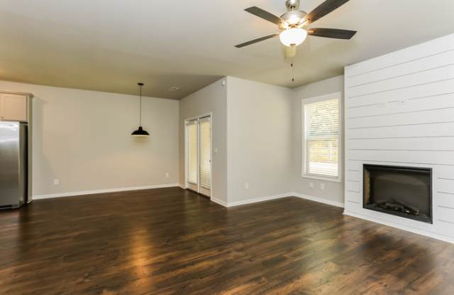 1196 Spring Marsh Court Northeast Gallery 4