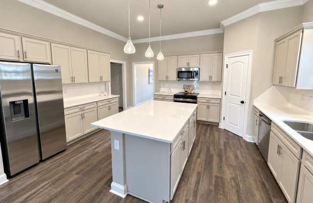 214 Beechcraft Way Gallery 3