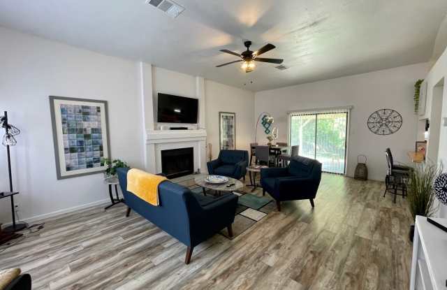 6111 QUAIL FEATHER LN Gallery 4