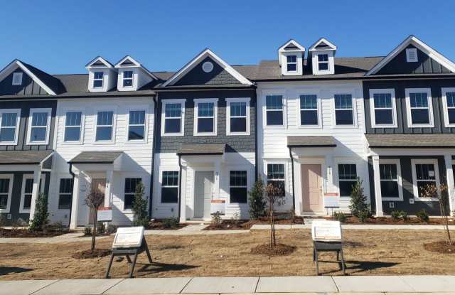 2BD/2BTH Townhome in York photos photos