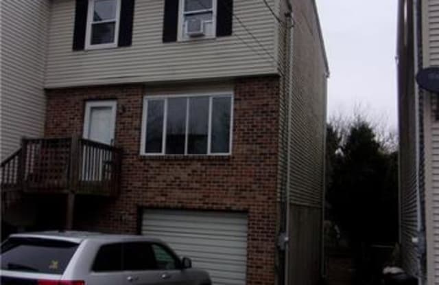1825 Norwood Street - 1825 Norwood Street, Bethlehem, PA 18015