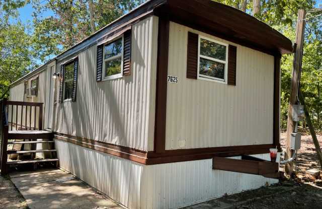 Serene 2 Bedroom Home FOR RENT in Laurel Lakes $1465 photos photos Serene 2 Bedroom Home FOR RENT in Laurel Lakes $1465 photos photos