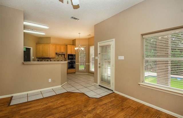 11012 Hermitage Lane Gallery 4