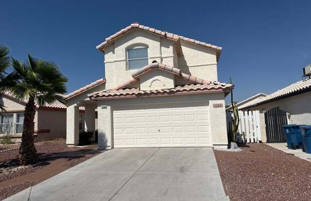 3 Bed 2.5 bath home; Minutes from the Strip photos photos