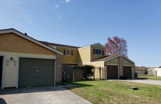 544 Georgetown Street - 2 - 544 Georgetown St, Beaumont, TX 77707