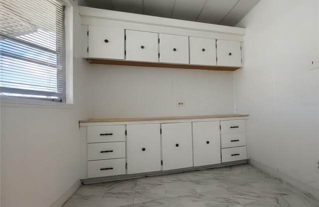 6614 AVOCADO Drive Gallery 3