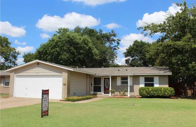 408 Melrose Drive - 408 Melrose Drive, Richardson, TX 75080