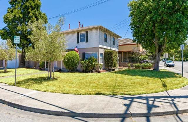 445 Thornally Drive Unit C12 Gallery 2