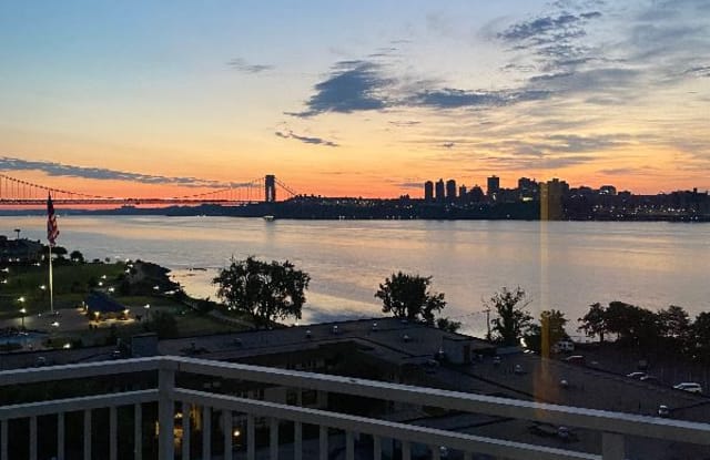 1071 River Road - 1071 River Road, Edgewater, NJ 07020