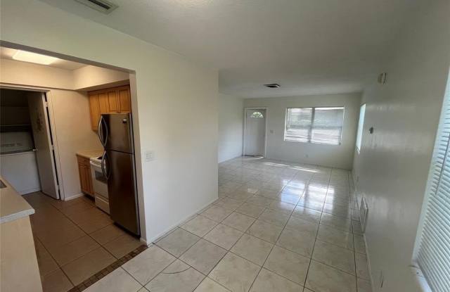 574 NE 35th St photos photos